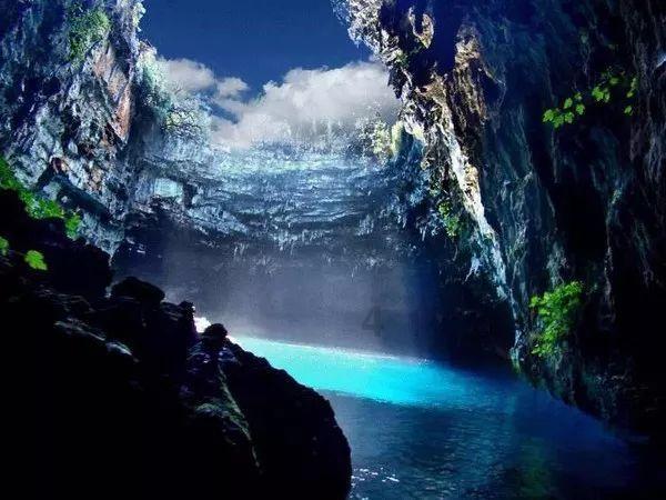 “铁晚”定档浙江卫视,小年夜播,阵容大,明星多,对飚湖南台