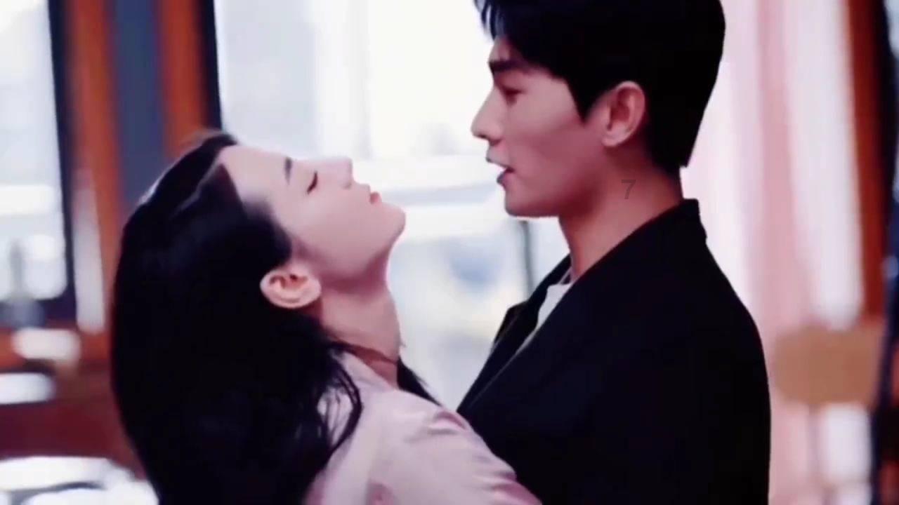 男孩期末成绩不理想 用小纸条“委婉”告诉妈妈 妈妈：我没动手 机会留给明年