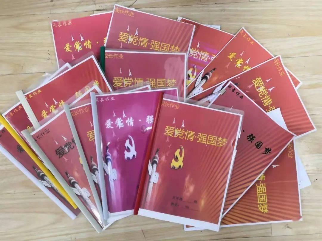 2022款塞纳两驱和四驱哪个实用游戏画面