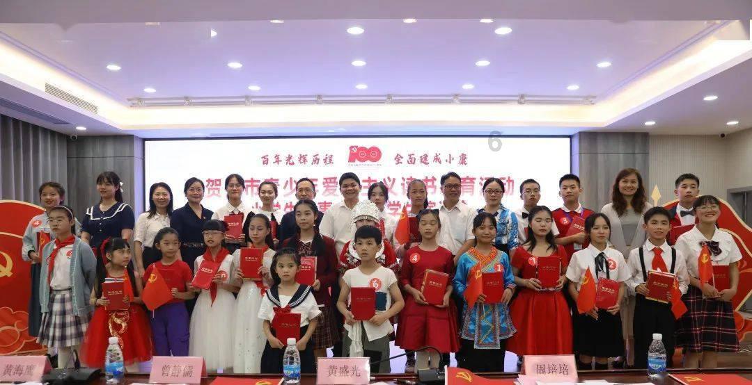 考一个宠物美容师证多少钱
