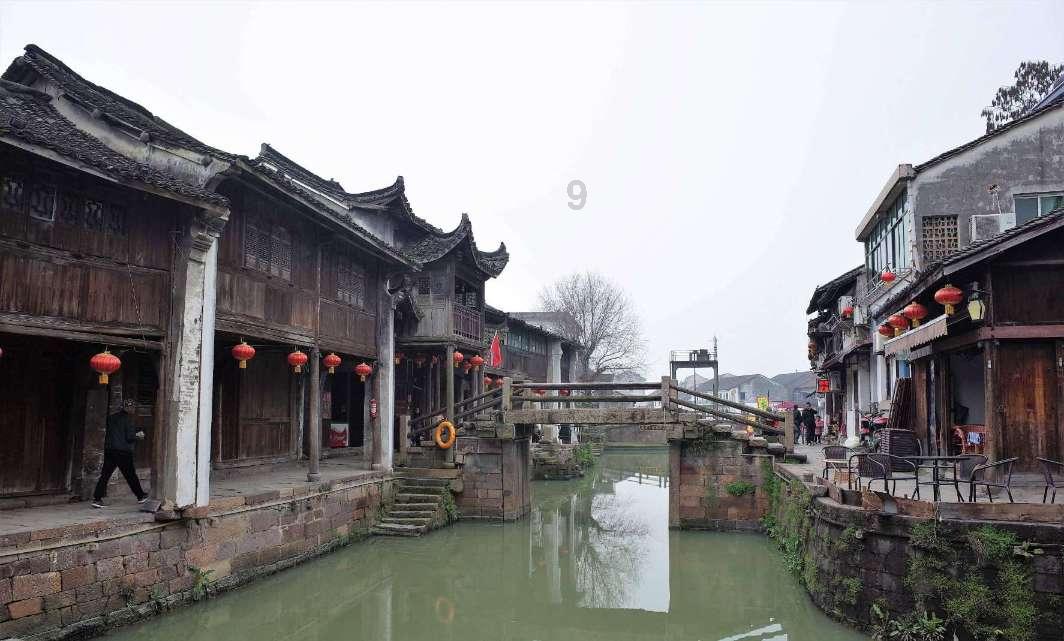 顺丰客服24小时热线人工电话？游戏画面